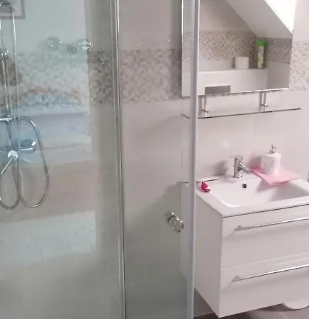 Balazs Vendeghaz Apartmán *